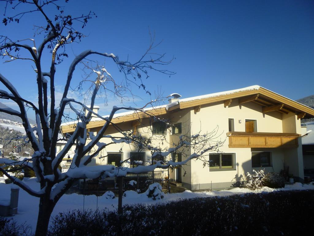 Ferienwohnungen Sommavilla Fulpmes Exterior foto